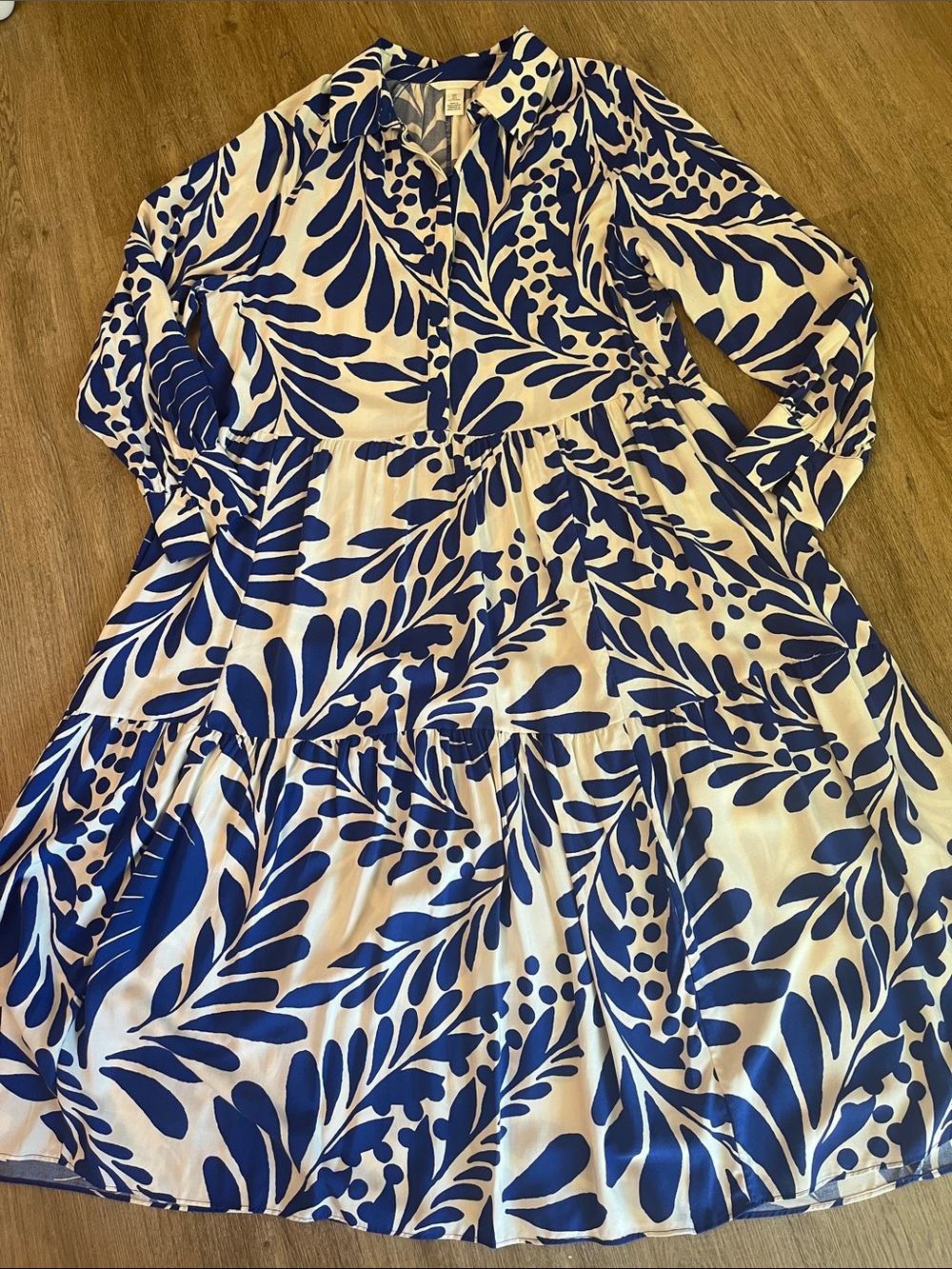 H&M Blue and White Printed Tiered Tunic Dress size L
